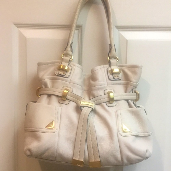 Beautiful “Vanilla” Sueded Leather Shoulder Bag - Picture 13 of 13